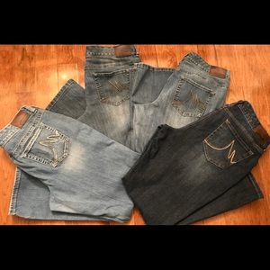 Marurices women’s jeans size 13/14 short  LOT OF 4